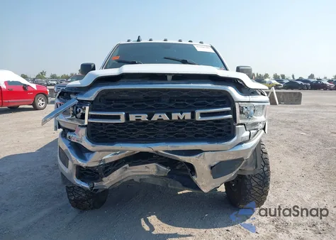 2021 Ram 2500 Tradesman 4X4 6'4 Box from USA, damaged, VIN 3C6UR5CJ6MG680858